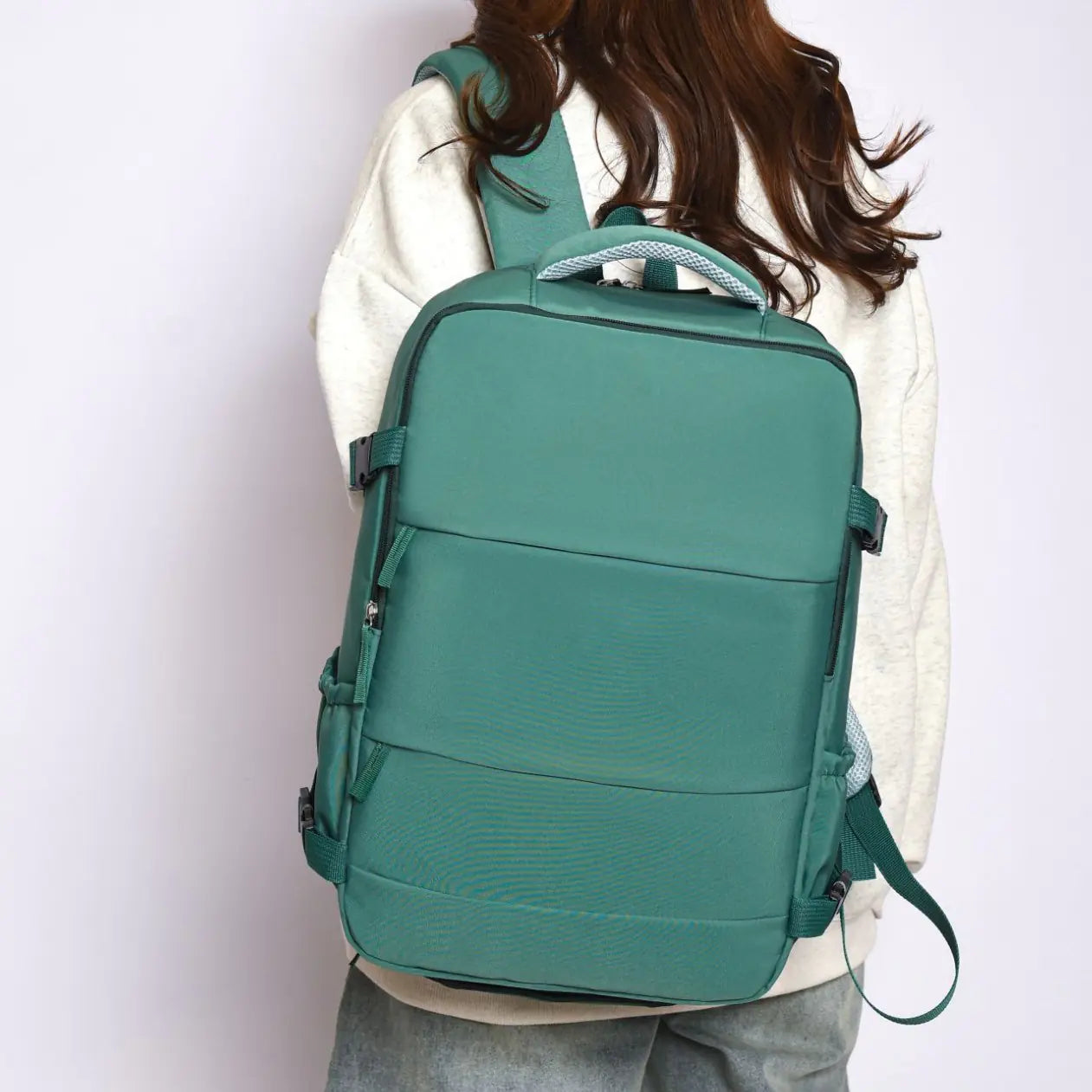 Voyagernaut UnderSeat Pro – Mochila Compacta Aprovada para Companhias Aéreas (20–35L)
